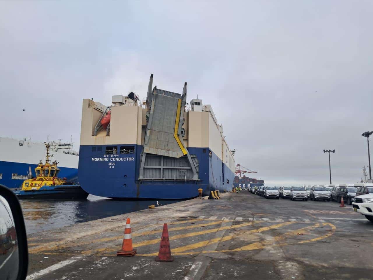 Mixed cargo handling